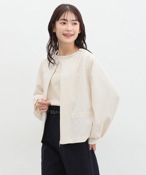 Honeys(ハニーズ)の「ドロスト使いブルゾン(ブルゾン・レディース・ネイビー/ベージュ/アイボリー/サックスブルー/グレイッシュベージュ・S/M/L/LL)」の1枚目の写真