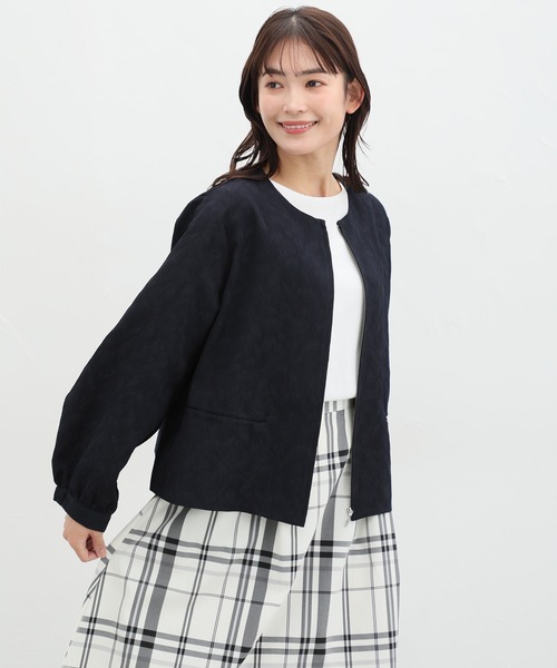 Honeys(ハニーズ)の「ドロスト使いブルゾン(ブルゾン・レディース・ネイビー/ベージュ/アイボリー/サックスブルー/グレイッシュベージュ・S/M/L/LL)」の10枚目の写真