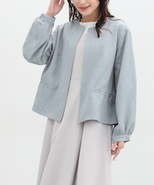 Honeys(ハニーズ)の「ドロスト使いブルゾン(ブルゾン・レディース・ネイビー/ベージュ/アイボリー/サックスブルー/グレイッシュベージュ・S/M/L/LL)」の14枚目の写真