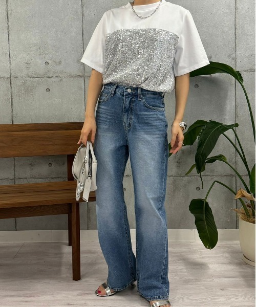 ROSIEE(ロージー)の「ROSIEE スパンコールビスチェ風Tシャツ(Tシャツ/カットソー・レディース・ブラック/ホワイト・FREE)」の4枚目の写真