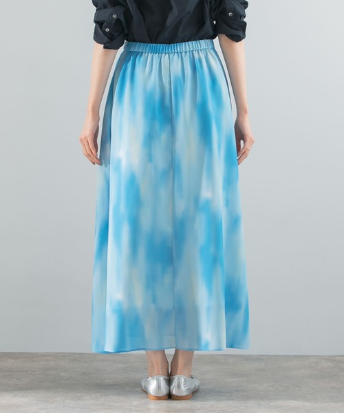URBAN RESEARCH ROSSO WOMEN(アーバンリサーチ ロッソ)の「カラーグラデーションプリントスカート(スカート・レディース・イエロー系その他/ブルー系その他・FREE)」の10枚目の写真