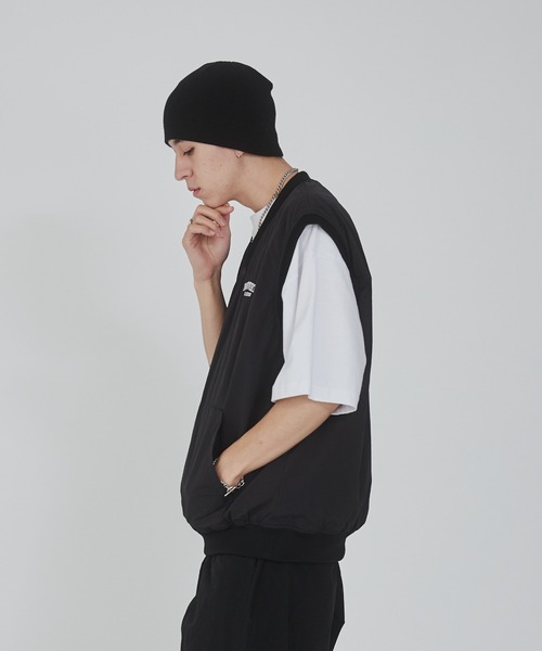 WEGO（ウィゴー）の「WEGO/ナイロンVネックベスト（ベスト・メンズ・ブラック/ベージュ・MEDIUM/LARGE）」の22枚目の写真