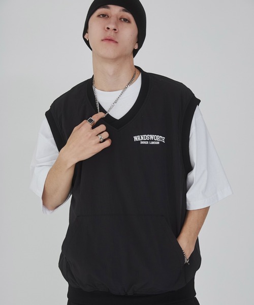 WEGO（ウィゴー）の「WEGO/ナイロンVネックベスト（ベスト・メンズ・ブラック/ベージュ・MEDIUM/LARGE）」の9枚目の写真