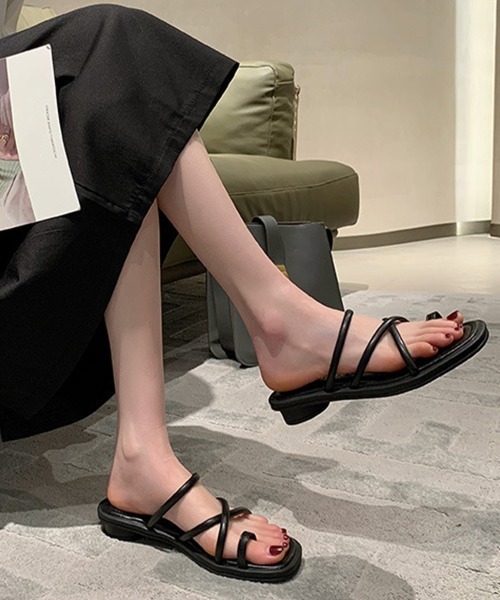 Miniministore(ミニミニストア)の「トングサンダル ローヒール ストラップ夏(サンダル・レディース・ブラウン/グリーン/ベージュ/ブラック/アイボリー・22.5cm/23.0cm/23.5cm/24.0cm/24.5cm/25.0cm)」の7枚目の写真