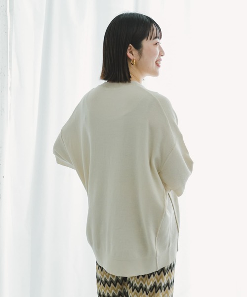 ITEMS URBANRESEARCH（アイテムズ アーバンリサーチ）の「ニットTシャツ（ニット/セーター・レディース・オレンジ/ブラック/オフホワイト/グリーン・FREE）」の13枚目の写真