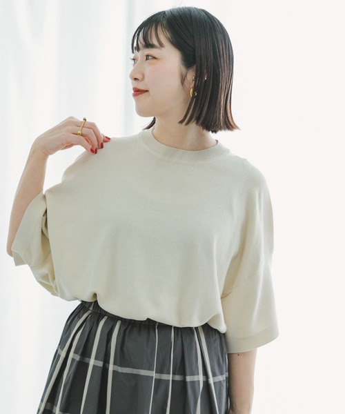 ITEMS URBANRESEARCH（アイテムズ アーバンリサーチ）の「ニットTシャツ（ニット/セーター・レディース・オレンジ/ブラック/オフホワイト/グリーン・FREE）」の17枚目の写真