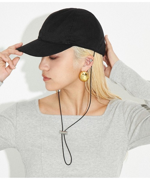 Settimissimo（セッティミッシモ）の「ストラップ付き 撥水コーティング ナイロン キャップ（キャップ・レディース・ブラック/ベージュ・FREE）」の5枚目の写真