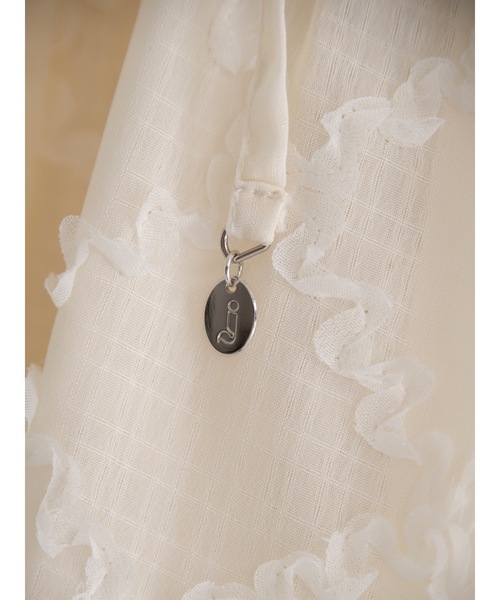 JUMELLE（ジュメロ）の「chesy top（シャツ/ブラウス・レディース・グレー/アイボリー・FREE）」の5枚目の写真