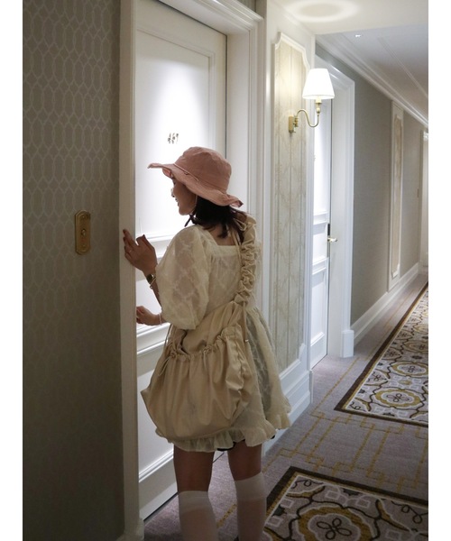 JUMELLE（ジュメロ）の「chesy top（シャツ/ブラウス・レディース・グレー/アイボリー・FREE）」の16枚目の写真