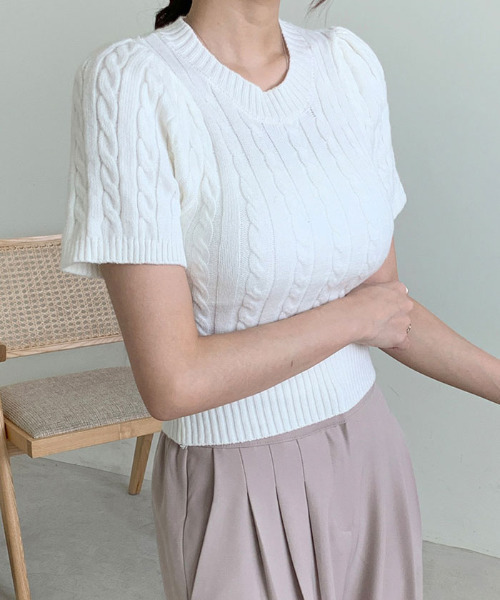 VIVID LADY(ビビッドレディー)の「半袖ケーブルニットブルオーバー春ニット(ニット/セーター・レディース・ブルー/アイボリー/ブラック/ピンク・FREE)」の12枚目の写真