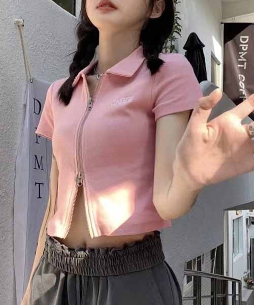 NANEA(ナネア)の「クロップド丈 襟付きダブルジップトップス(Tシャツ/カットソー・レディース・ピンク/ブラウン/グレー/ホワイト・SMALL/MEDIUM/LARGE)」の6枚目の写真