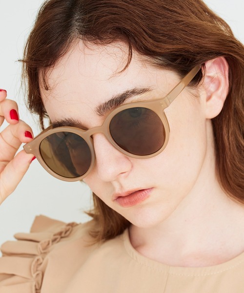 Narcissus（ナルシス）の「【Narcissus】ボストンサングラス（サングラス・レディース・ブラック/ベージュ・FREE）」の2枚目の写真