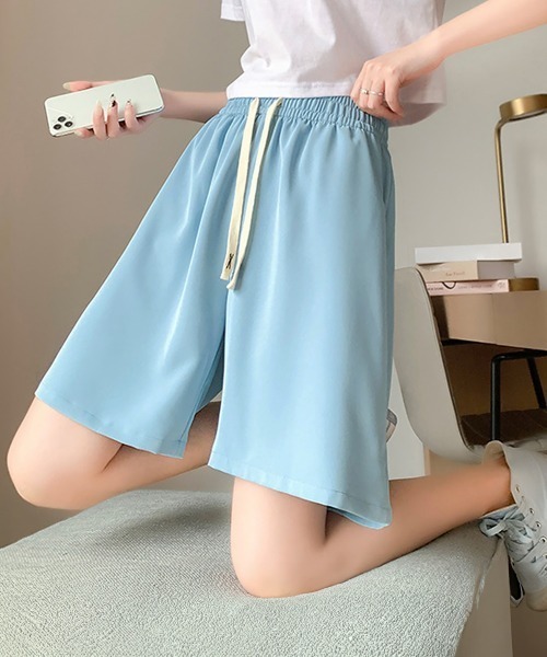 Miniministore(ミニミニストア)の「ワイドパンツ カラー短パン 韓国 9色(スウェットパンツ・レディース・ラベンダー/ミント/ブラウン/ピンク/ブラック/ライトブルー/ライトイエロー/フューシャピンク/オレンジ・L/M)」の1枚目の写真