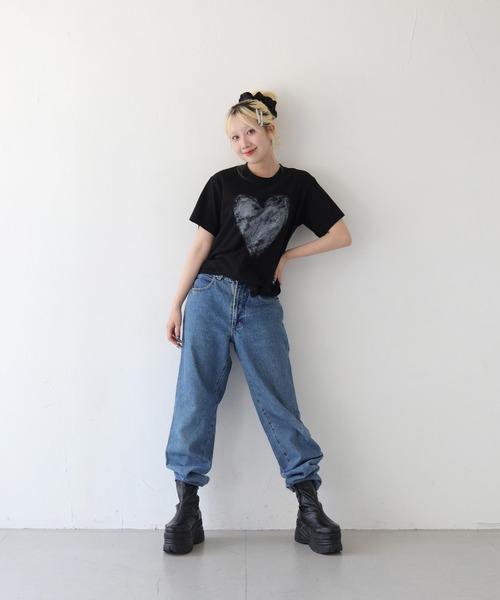 UNIT CHEST(ユニットチェスト)の「【UNIT CHEST】unique unisex T-shirt グランジハートTシャツ(Tシャツ/カットソー・メンズ・ブラック/ホワイト・L/M/S)」の13枚目の写真