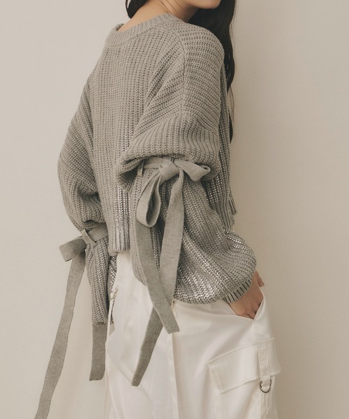 VIOLETTA（ヴィオレッタ）の「箔プリントバルーンスリーブニット