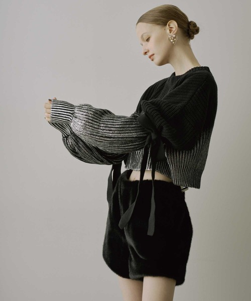 VIOLETTA（ヴィオレッタ）の「箔プリントバルーンスリーブニット（ニット/セーター・レディース・ホワイト/ライトグレー/ブラック/ブルー・FREE）」の10枚目の写真