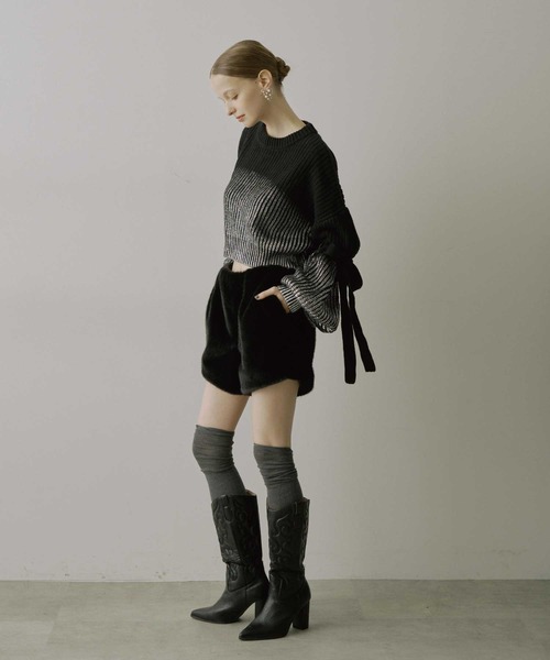 VIOLETTA（ヴィオレッタ）の「箔プリントバルーンスリーブニット（ニット/セーター・レディース・ホワイト/ライトグレー/ブラック/ブルー・FREE）」の12枚目の写真