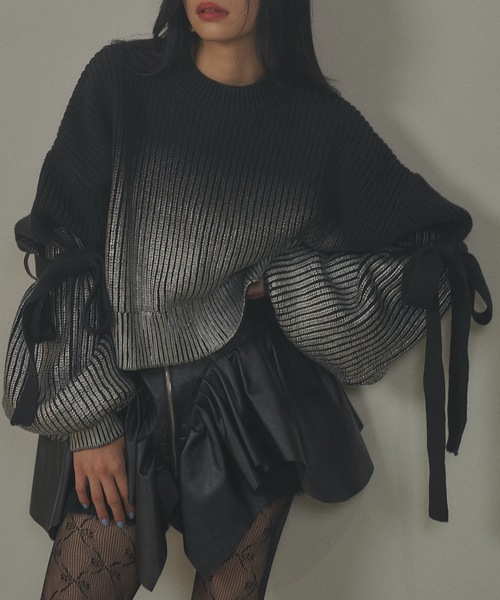 VIOLETTA（ヴィオレッタ）の「箔プリントバルーンスリーブニット（ニット/セーター・レディース・ホワイト/ライトグレー/ブラック/ブルー・FREE）」の17枚目の写真