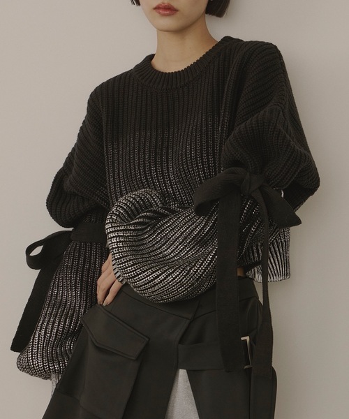 VIOLETTA（ヴィオレッタ）の「箔プリントバルーンスリーブニット（ニット/セーター・レディース・ホワイト/ライトグレー/ブラック/ブルー・FREE）」の5枚目の写真