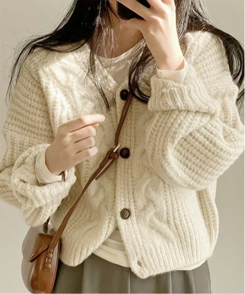 ROOPTOKYO（ループトウキョウ）の「Cable knitted cardigan / ケーブル編みニットカーディガン（カーディガン/ボレロ・レディース・グレー/ホワイト・FREE）」の14枚目の写真