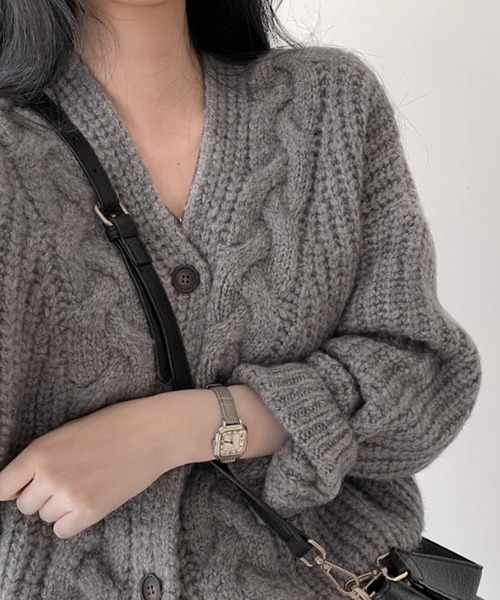 ROOPTOKYO（ループトウキョウ）の「Cable knitted cardigan / ケーブル編みニットカーディガン（カーディガン/ボレロ・レディース・グレー/ホワイト・FREE）」の11枚目の写真