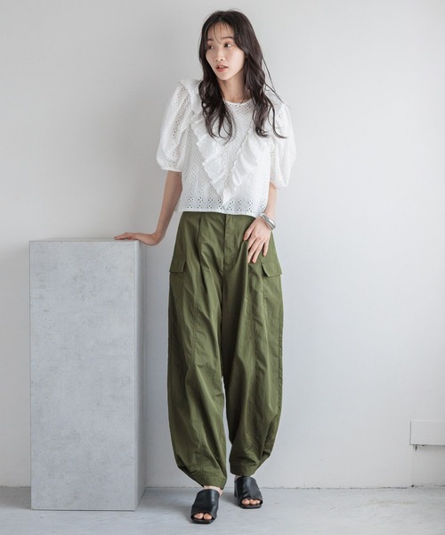 LOWRYS FARM（ローリーズファーム）の「スカラップレースブラウスＳＳ 136128（シャツ/ブラウス・レディース・ブラック/アイボリー・FREE）」の7枚目の写真