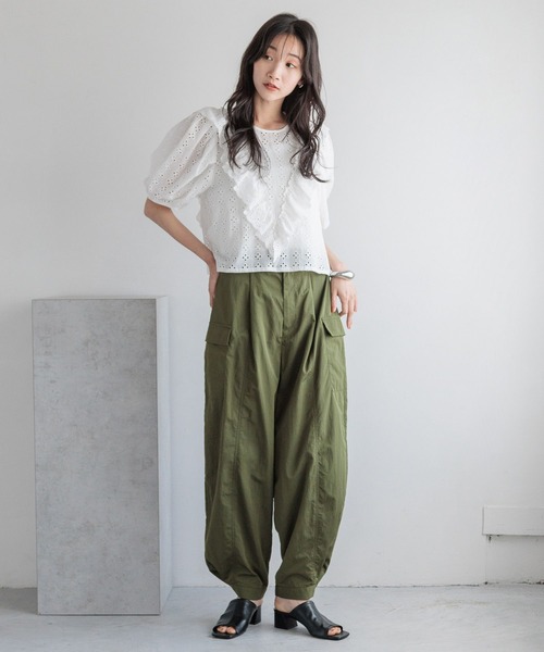 LOWRYS FARM（ローリーズファーム）の「スカラップレースブラウスＳＳ 136128（シャツ/ブラウス・レディース・ブラック/アイボリー・FREE）」の8枚目の写真