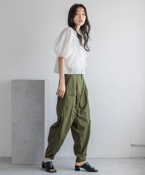 LOWRYS FARM（ローリーズファーム）の「スカラップレースブラウスＳＳ 136128（シャツ/ブラウス・レディース・ブラック/アイボリー・FREE）」の9枚目の写真