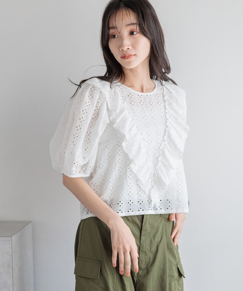 LOWRYS FARM（ローリーズファーム）の「スカラップレースブラウスＳＳ 136128（シャツ/ブラウス・レディース・ブラック/アイボリー・FREE）」の11枚目の写真
