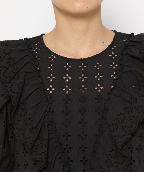 LOWRYS FARM（ローリーズファーム）の「スカラップレースブラウスＳＳ 136128（シャツ/ブラウス・レディース・ブラック/アイボリー・FREE）」の16枚目の写真
