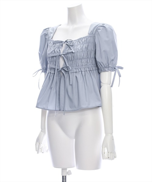 clear（クリア）の「リボン付きパフスリーブシャーリングブラウス［着回し抜群 大人 カジュアル］≪再入荷≫（シャツ/ブラウス・レディース・チャコールグレー/ブルーグレー/オフホワイト・F）」の4枚目の写真