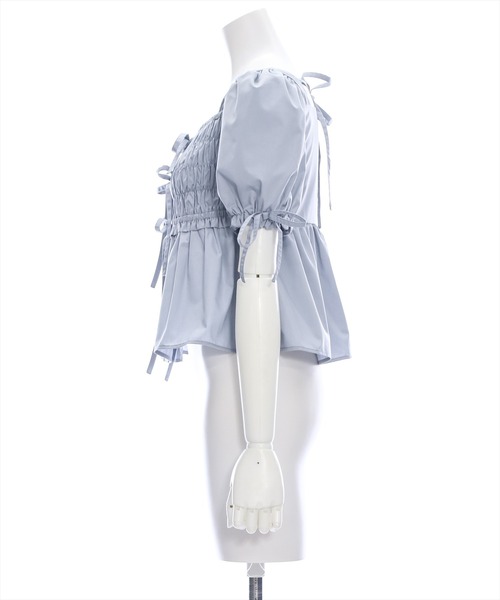 clear（クリア）の「リボン付きパフスリーブシャーリングブラウス［着回し抜群 大人 カジュアル］≪再入荷≫（シャツ/ブラウス・レディース・チャコールグレー/ブルーグレー/オフホワイト・F）」の5枚目の写真