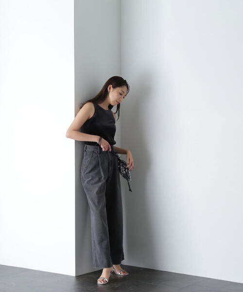 NATURAL BEAUTY BASIC（ナチュラルビューティーベーシック）の「◇ベロアアメスリトップス（タンクトップ・レディース・オフホワイト/ブラック/ベージュ・FREE）」の6枚目の写真