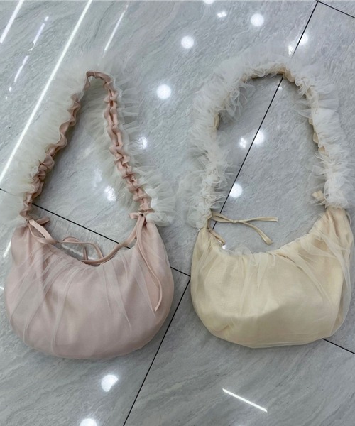 E&C closet…（イーアンドシークローゼット）の「チュールフリルショルダーバッグ（ショルダーバッグ・レディース・アイボリー/グリーン/グレー/ホワイト/ブラック/ピンク・FREE）」の11枚目の写真
