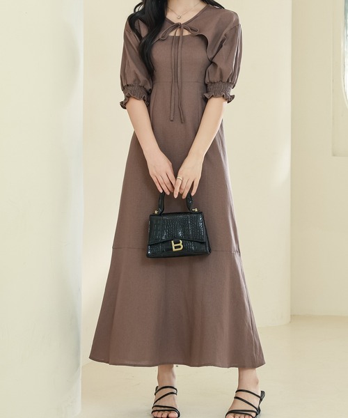 新品 タグ付き Loro ローロ ワンピース ベージュ パフスリーブ ロング ROJITA（ロジータ）の「【WEB限定カラーあり】配色ラッフル