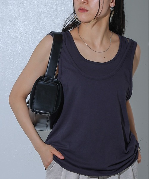 COLONY 2139(コロニートゥーワンスリーナイン)の「ダブルレイヤードタンクトップ(タンクトップ・レディース・ブラック/チャコールグレー/オフホワイト・FREE)」の3枚目の写真