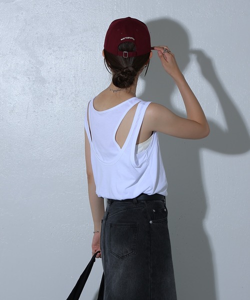 COLONY 2139(コロニートゥーワンスリーナイン)の「ダブルレイヤードタンクトップ(タンクトップ・レディース・ブラック/チャコールグレー/オフホワイト・FREE)」の5枚目の写真