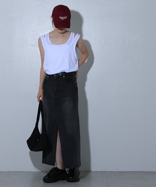 COLONY 2139(コロニートゥーワンスリーナイン)の「ダブルレイヤードタンクトップ(タンクトップ・レディース・ブラック/チャコールグレー/オフホワイト・FREE)」の12枚目の写真