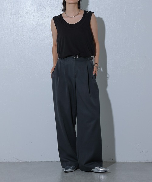 COLONY 2139(コロニートゥーワンスリーナイン)の「ダブルレイヤードタンクトップ(タンクトップ・レディース・ブラック/チャコールグレー/オフホワイト・FREE)」の17枚目の写真