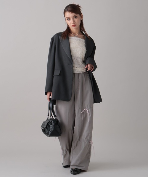 FOREVER 21（フォーエバー トゥエンティーワン）の「【2024FW】ビッグジャケット（テーラードジャケット・レディース・ストライプ/グレー・FREE）」の12枚目の写真