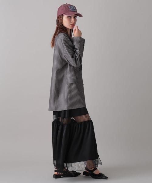 FOREVER 21（フォーエバー トゥエンティーワン）の「【2024FW】ビッグジャケット（テーラードジャケット・レディース・ストライプ/グレー・FREE）」の3枚目の写真