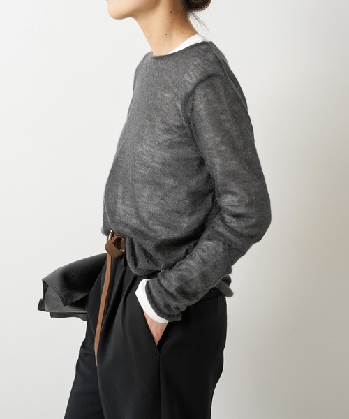 Spick & Span（スピックアンドスパン）の「キッドモヘヤMIX シアーニットプルオーバー（ニット/セーター・レディース・チャコールグレー/ネイビー・FREE）」の3枚目の写真