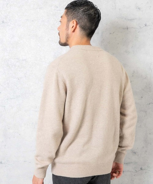 URBAN RESEARCH ROSSO MEN（アーバンリサーチロッソメン）の「『XLサイズあり』ハミルトンラムズウールVネックニット（ニット/セーター・メンズ・ブルー/ブラック/グレー系その他/ベージュ/ネイビー・SMALL/MEDIUM/LARGE/X-LARGE）」の9枚目の写真