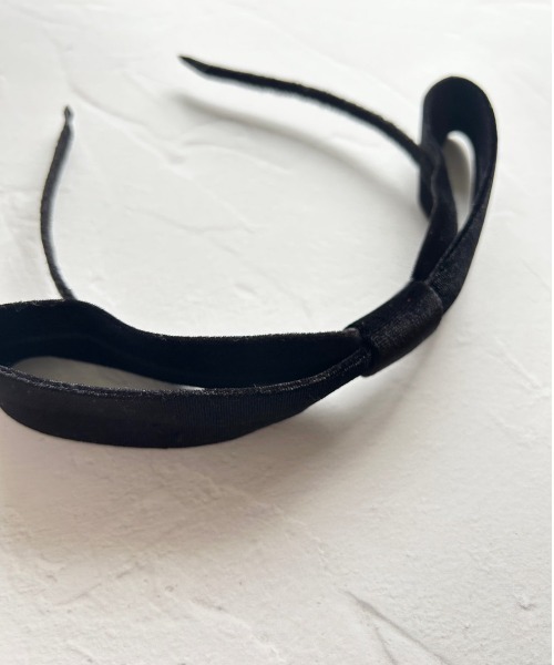 ciite'(シーテ)の「シルキーベロア カチューシャ(カチューシャ・レディース・ブラック・FREE)」の6枚目の写真