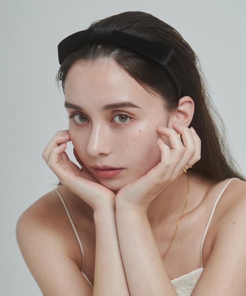 ciite'(シーテ)の「シルキーベロア カチューシャ(カチューシャ・レディース・ブラック・FREE)」の9枚目の写真