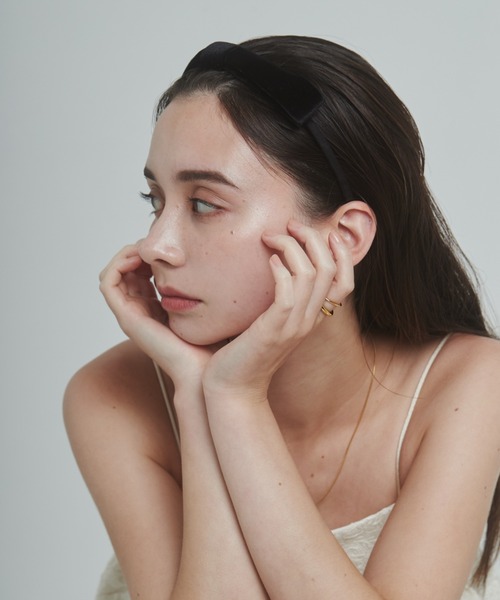 ciite'(シーテ)の「シルキーベロア カチューシャ(カチューシャ・レディース・ブラック・FREE)」の12枚目の写真