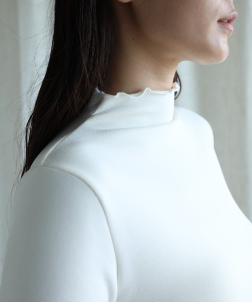 aimoha(アイモハ)の「【Aimoha】フリル裏起毛インナートップス (AW) (LV)(Tシャツ/カットソー・レディース・ベージュ/ホワイト/ブラウン/ブラック・SMALL/MEDIUM/LARGE/X-LARGE/XX-LARGE)」の16枚目の写真