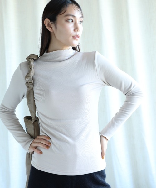 aimoha(アイモハ)の「【Aimoha】フリル裏起毛インナートップス (AW) (LV)(Tシャツ/カットソー・レディース・ベージュ/ホワイト/ブラウン/ブラック・SMALL/MEDIUM/LARGE/X-LARGE/XX-LARGE)」の19枚目の写真