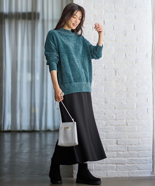 ANY(エニィ)の「モールニットプルオーバー(ニット/セーター・レディース・アイボリー系/グレー系/黄土色系/ブルー系・F)」の8枚目の写真