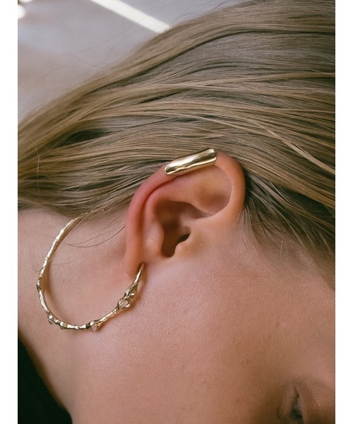 SYKIA(シキア)の「A Petal Earcuff(イヤーカフ・レディース・シルバー/ゴールド・FREE)」の7枚目の写真